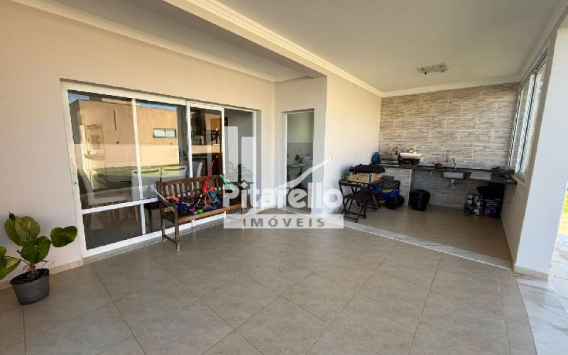 Casa em Condomínio fechado