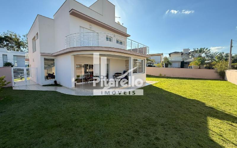 Casa em Condomínio fechado