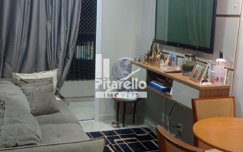 Belíssima casa a venda em bairro central