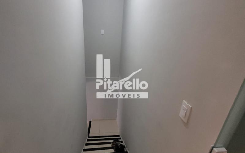 Belíssima casa a venda em bairro central