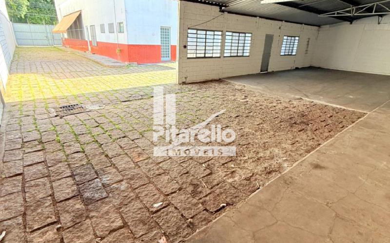 Barracão - Centro