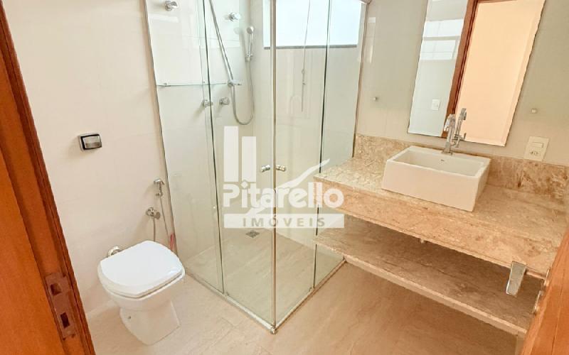 Casa em Condomínio Alto Padrão