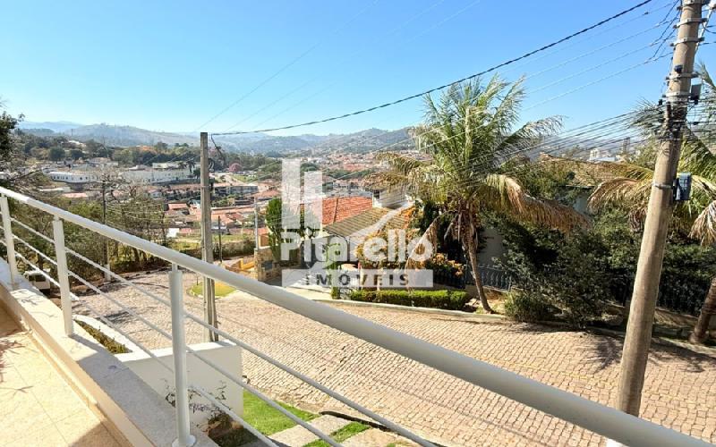 Casa em Condomínio Alto Padrão