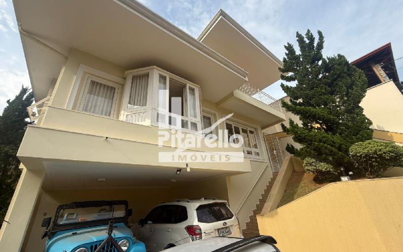 Casa alto padrão em condomínio