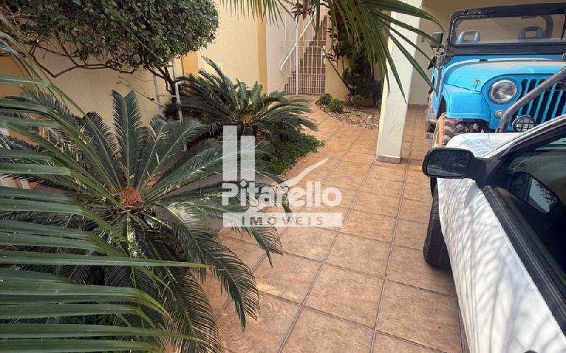 Casa alto padrão em condomínio
