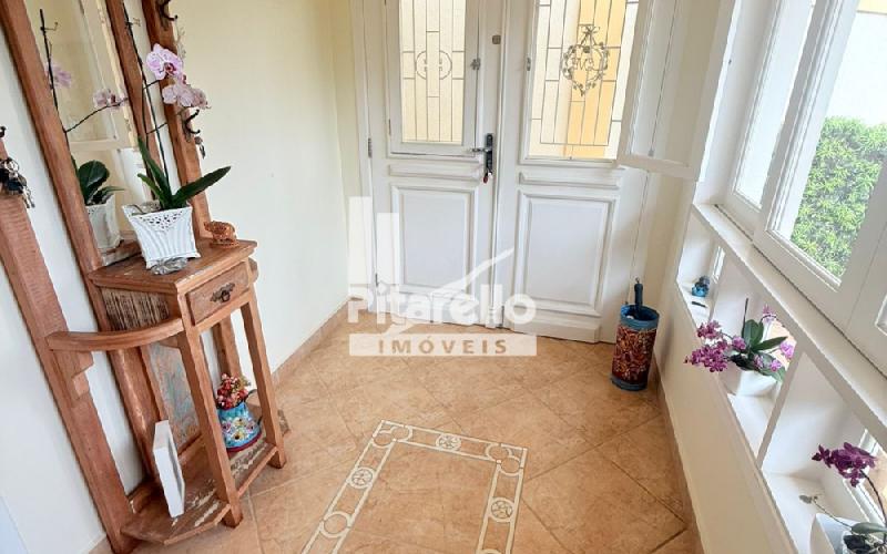 Casa alto padrão em condomínio