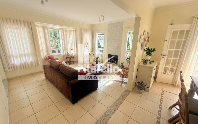 Casa alto padrão em condomínio