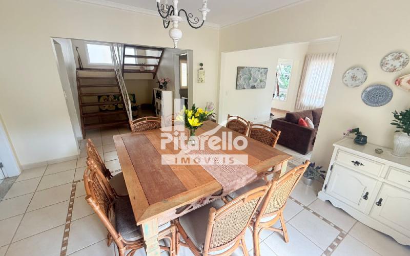 Casa alto padrão em condomínio