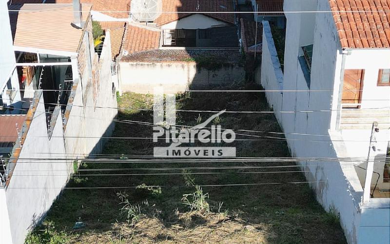 Terreno á venda no Jardim Itália