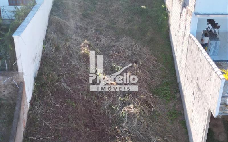 Terreno á venda no Jardim Itália