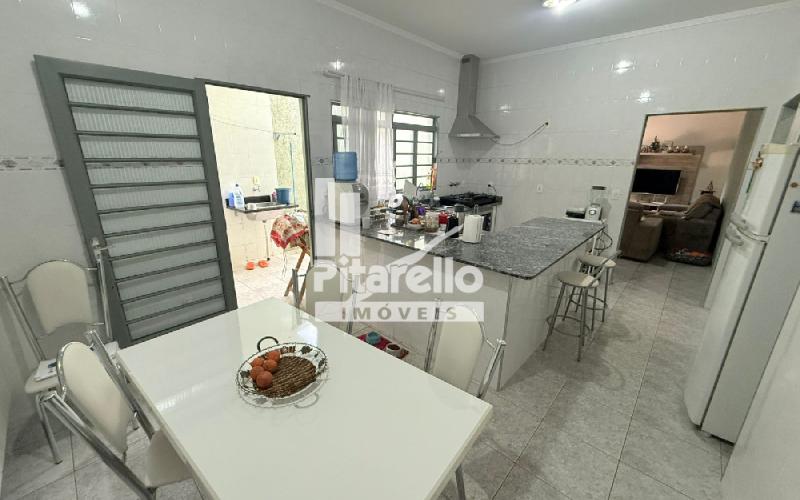 Barracão Comercial com Residência