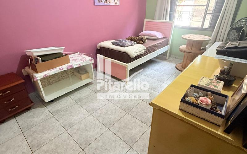 Barracão Comercial com Residência