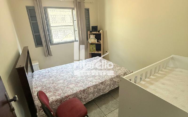 Barracão Comercial com Residência