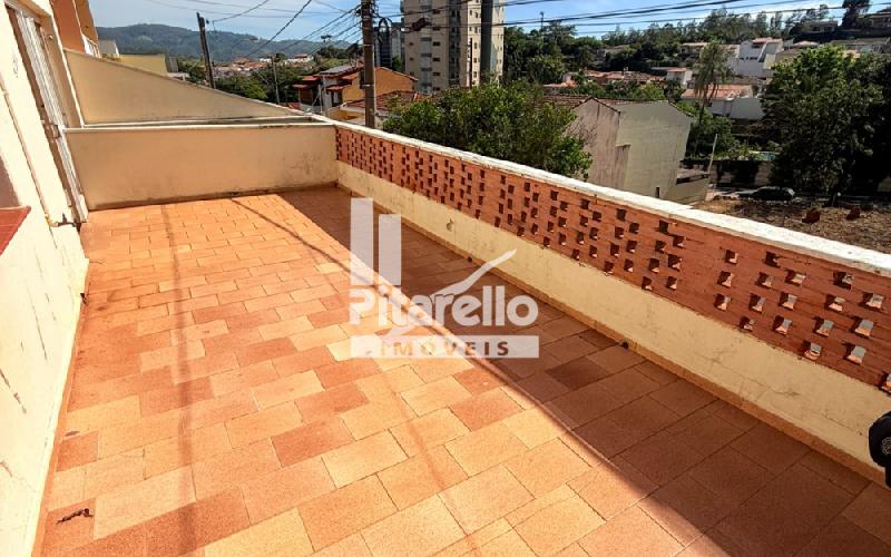 Casa no Centro com Garagem