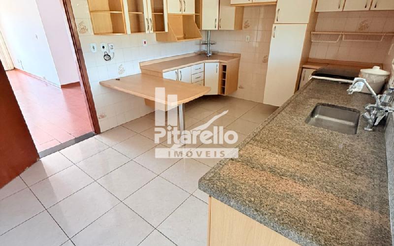 Apartamento Ed. Flor da Montanha