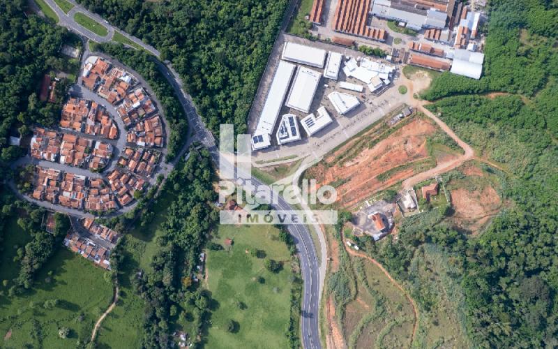 Área em Pedreira-SP