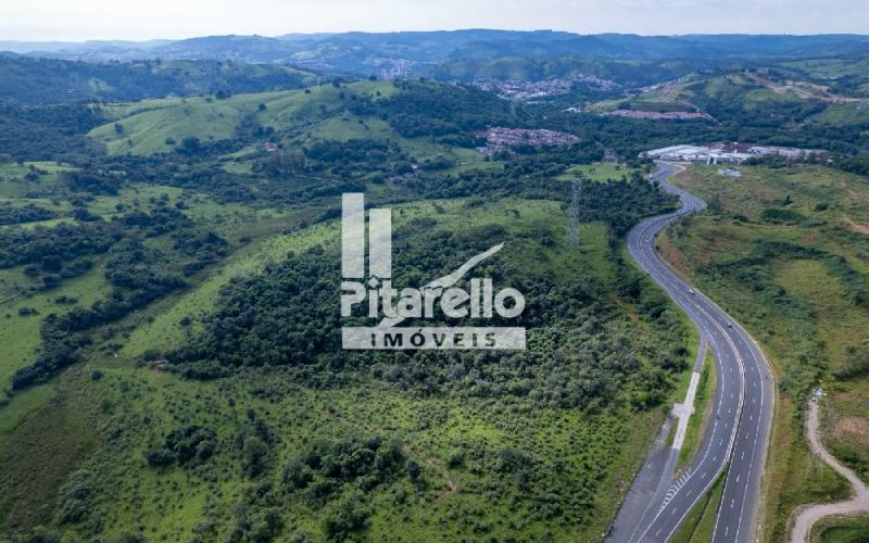 Área em Pedreira-SP
