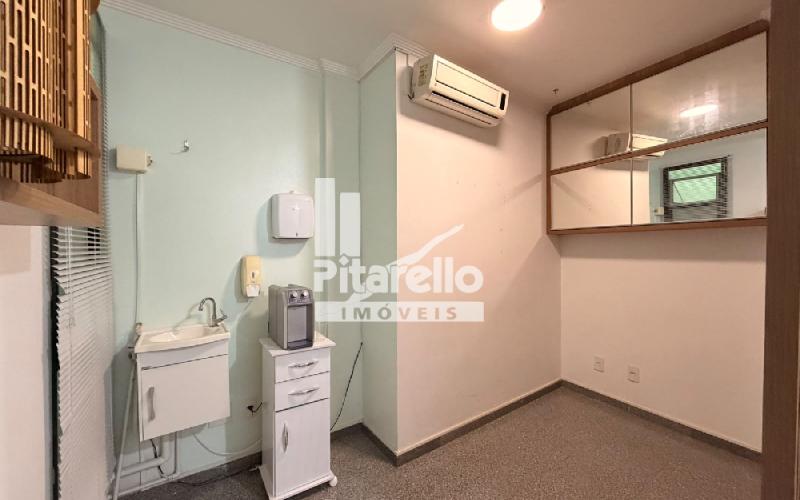 Venda - Sala Comercial Galeria Treze