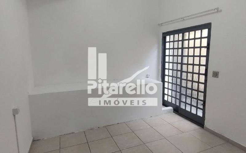 Casa de Fundos - Jardim Figueira