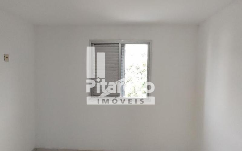 Apartamento - Cond. Adelaide