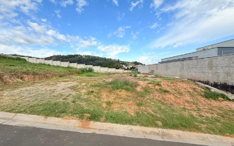 Terreno em Condomínio alto padrão