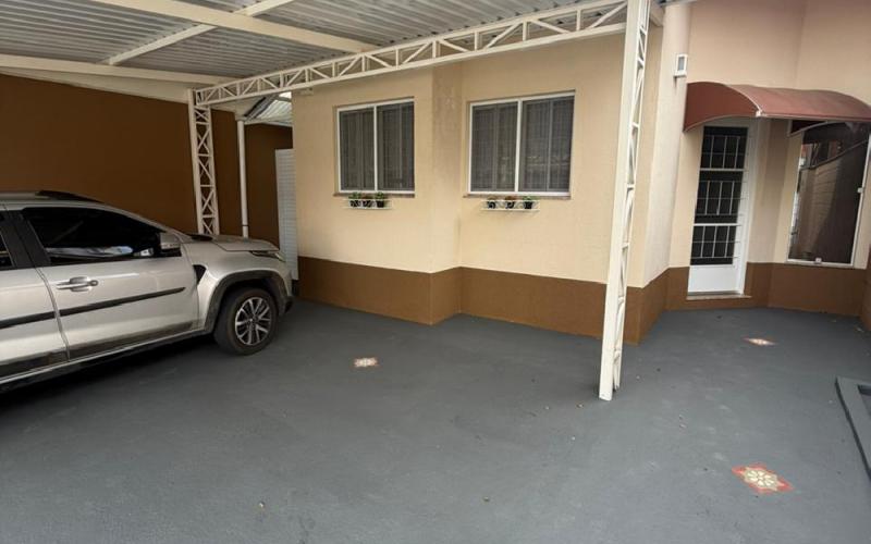 Casa em Condomínio fechado