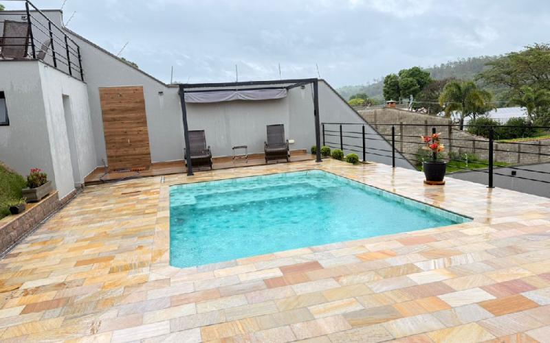 Casa em Santa Rita / Pedreira