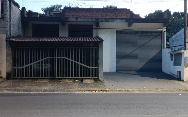 Barracão Comercial com Residência